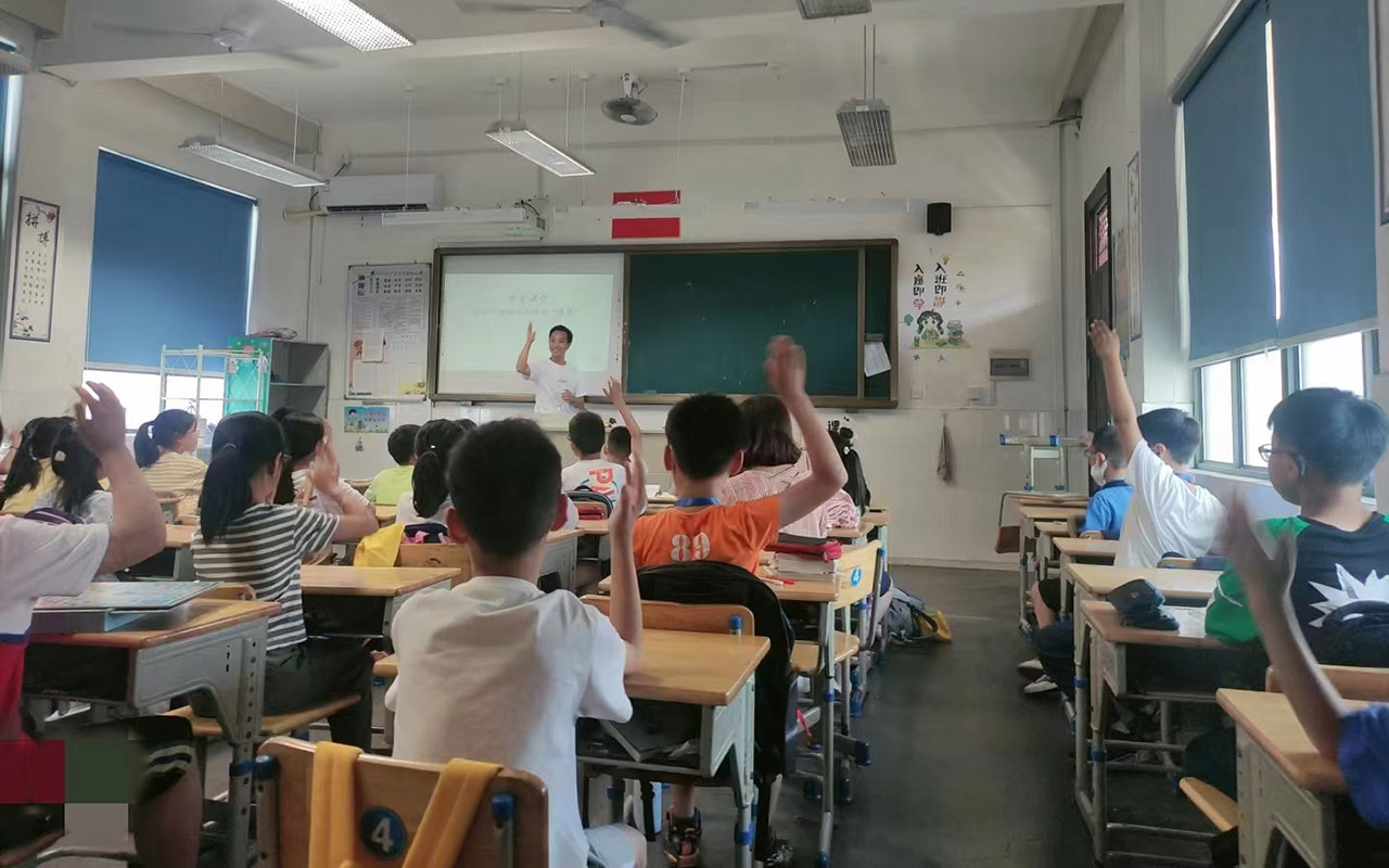 鱼台冯家小学